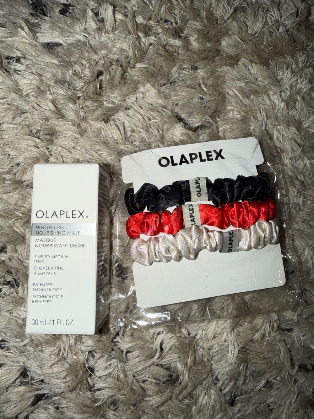 OLAPLEX Weightless  Nourishing Mask & Hair Scrunchie Set